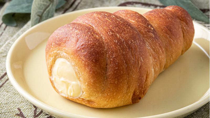 ついに見つけたクリームパンは低糖工房のコロネ